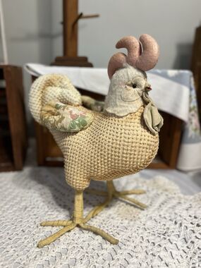 Coynes & Company Vintage Stuffed Chicken 2001